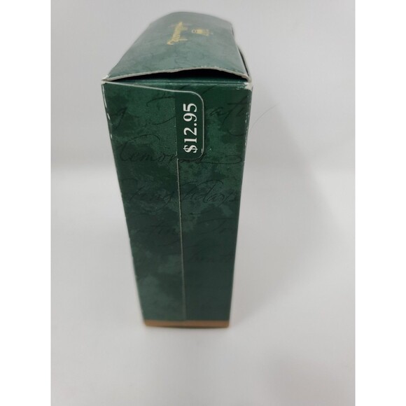 TRAVEL CASE and BARBIE ORNAMENT Hallmark Keepsake Miniature 2pc VTG + Keychain - Picture 9 of 16